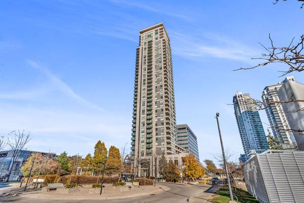 60 Brian Harrison WAY #2103, Toronto E09, ON M1P 5J4