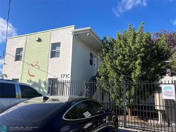 1710 NW 1st Ct Unit 11, Miami, FL 33136