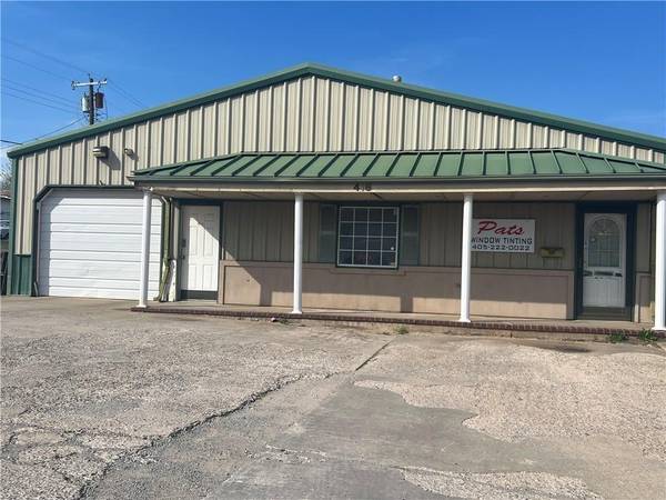 416 W Washington Avenue, Chickasha, OK 73018