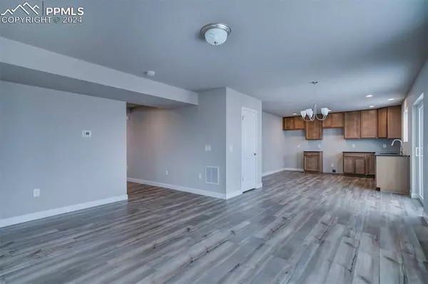 Colorado Springs, CO 80925,6725 Pearsoll ST