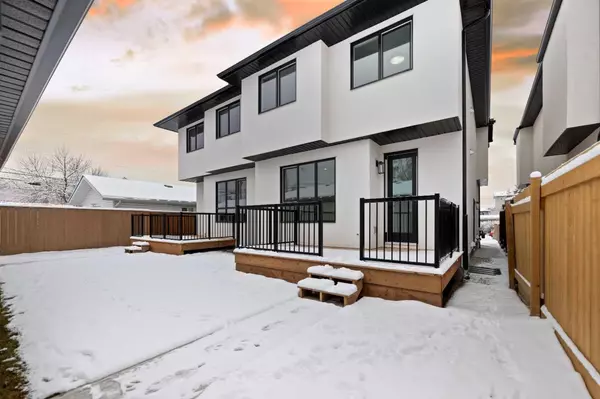 Calgary, AB T3B2L4,4508 72 ST NW