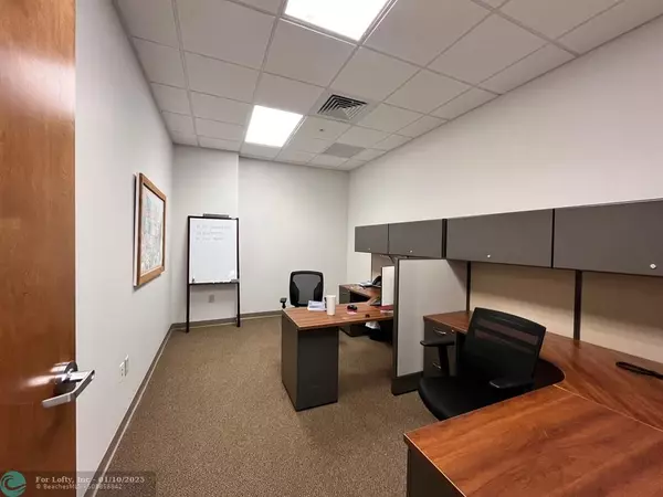 Palm Beach Gardens, FL 33410,4290 Professional Center Dr  #205-207