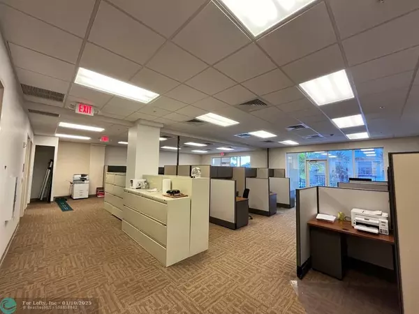 Palm Beach Gardens, FL 33410,4290 Professional Center Dr  #205-207