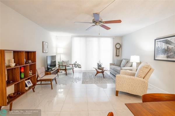 Hillsboro Beach, FL 33062,1147 Hillsboro Mile  #203