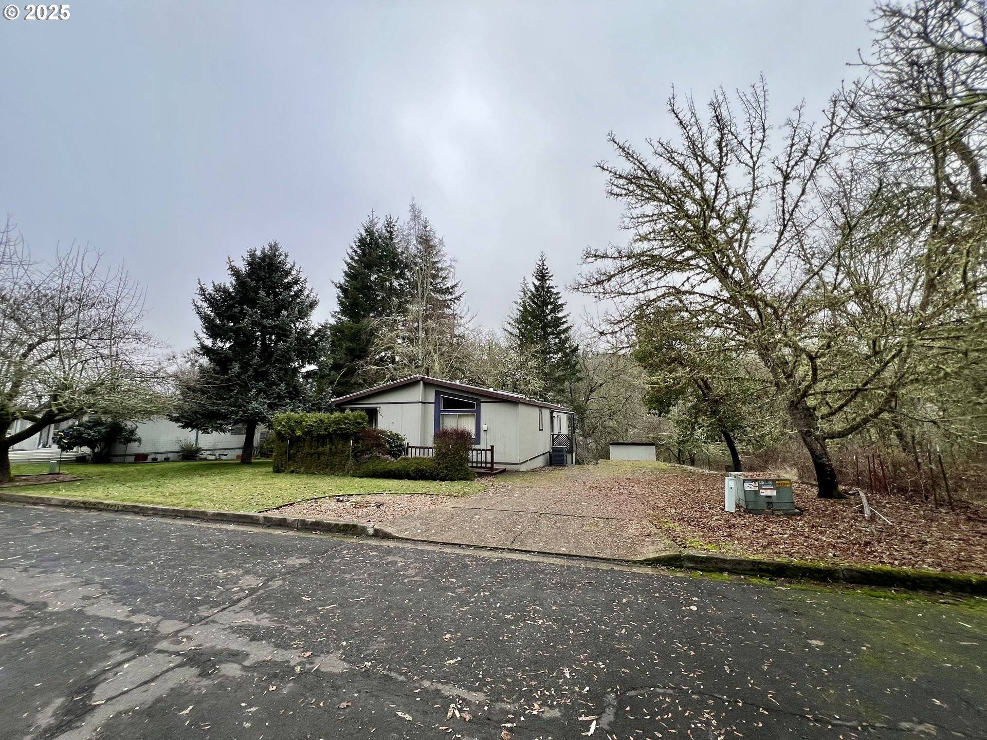 Roseburg, OR 97470,464 NE KIRBY AVE