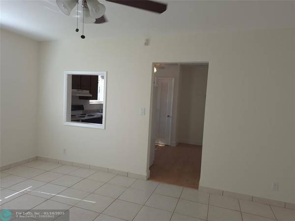 Fort Lauderdale, FL 33315,2500 SW 18th Ter  #8