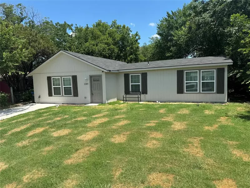 2349 Carruthers Drive, Fort Worth, TX 76112