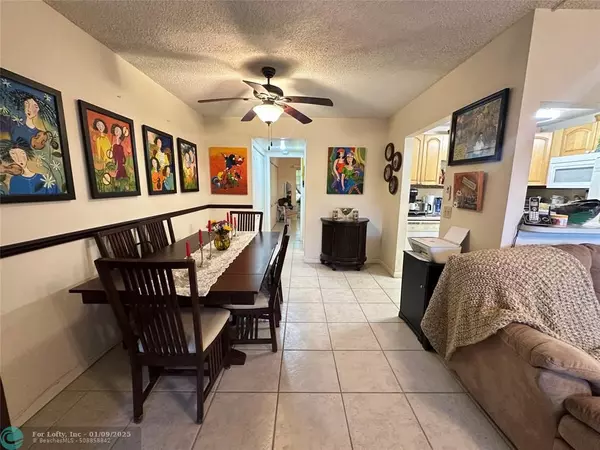 Deerfield Beach, FL 33442,211 Ventnor M  #211