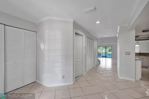 Boca Raton, FL 33496,9203 Boca Gardens Cir