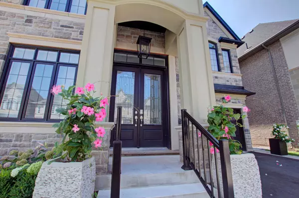 Oakville, ON L6H 0V1,3140 Daniel WAY