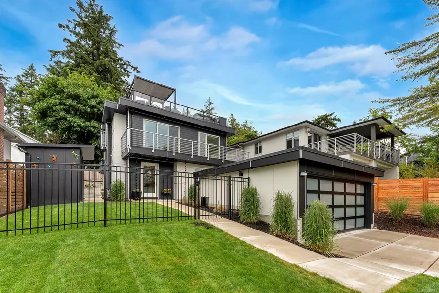 772 Harding Lane, Central Saanich, BC V8M 2G2