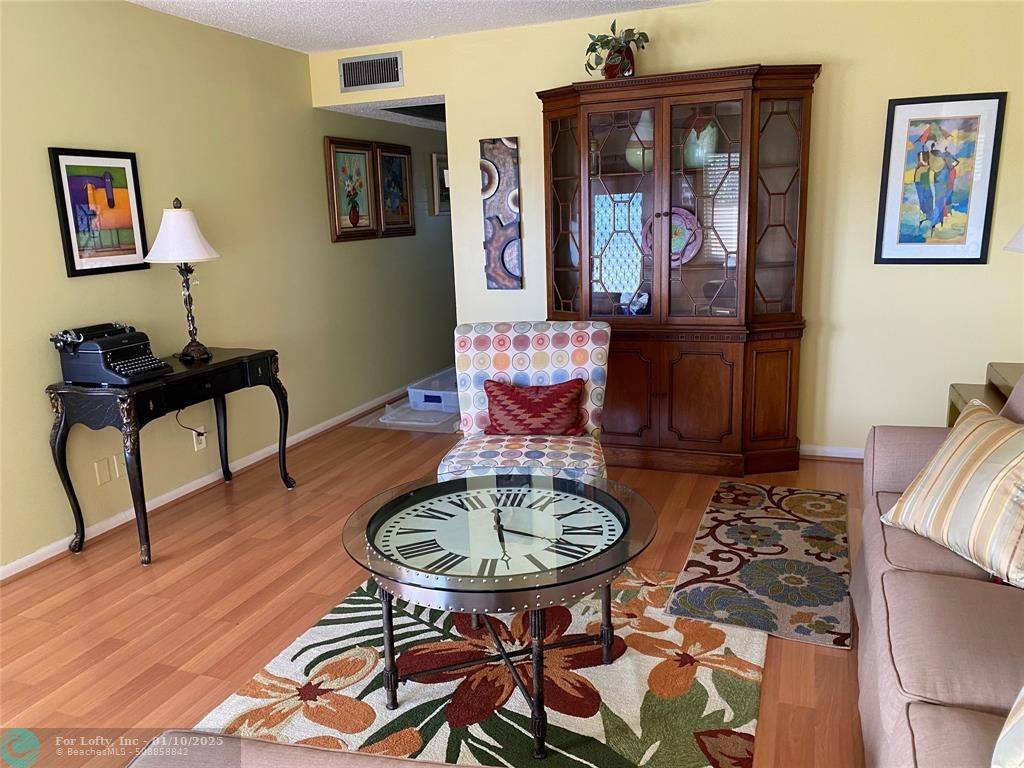 Deerfield Beach, FL 33442,19 Ashby A  #19