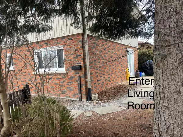 Oshawa, ON L1J 6Y8,789 Tarn CT #Lower