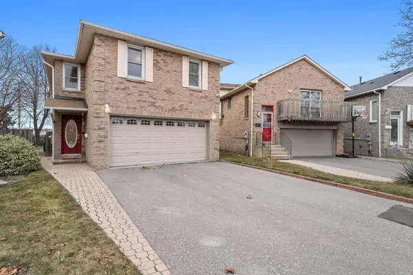 Pickering, ON L1W 3M7,732 Abingdon CT