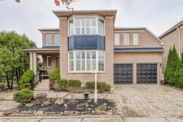 42 O'Shea CRES,  Ajax,  ON L1T 4W7