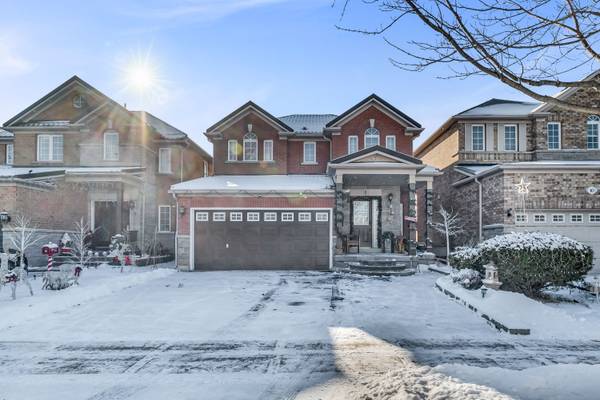 8 Lampman DR, Toronto E09, ON M1E 5L1