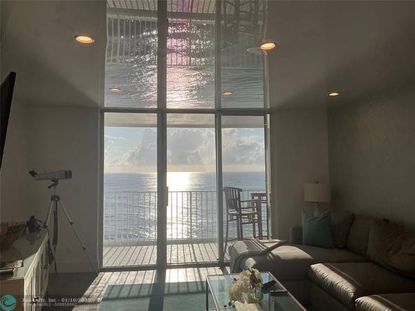 3580 S South Ocean Blvd  #7F, South Palm Beach, FL 33480