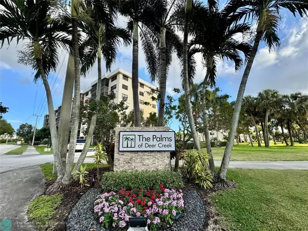 2440 Deer Creek Country Club Blvd  #305, Deerfield Beach, FL 33442