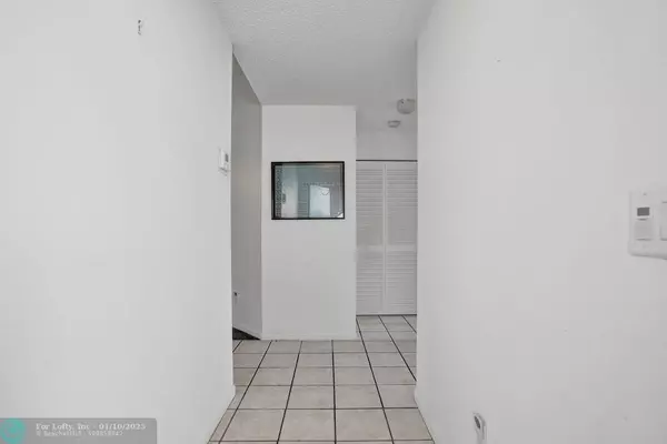 Fort Lauderdale, FL 33351,3532 NW 95th Ter  #4T