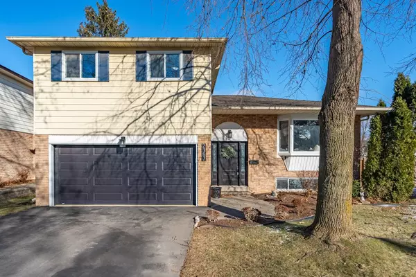 Burlington, ON L7P 4B3,2187 Blackburn CT