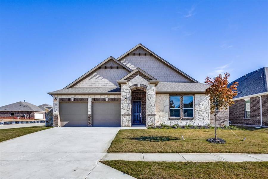 401 Eaton Drive, Justin, TX 76247