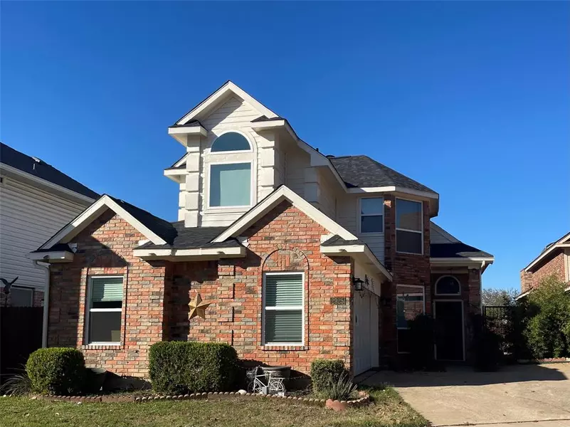 2925 Eagles Nest Drive, Bedford, TX 76021