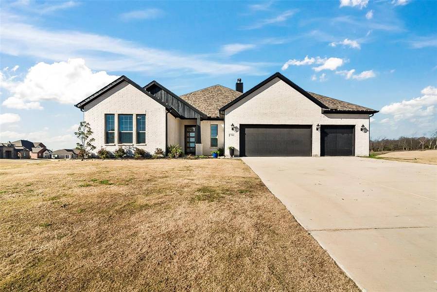 1700 Flint Circle, Van Alstyne, TX 75495