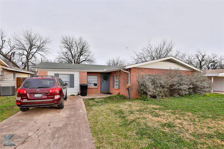 2104 N 7th Street, Abilene, TX 79603