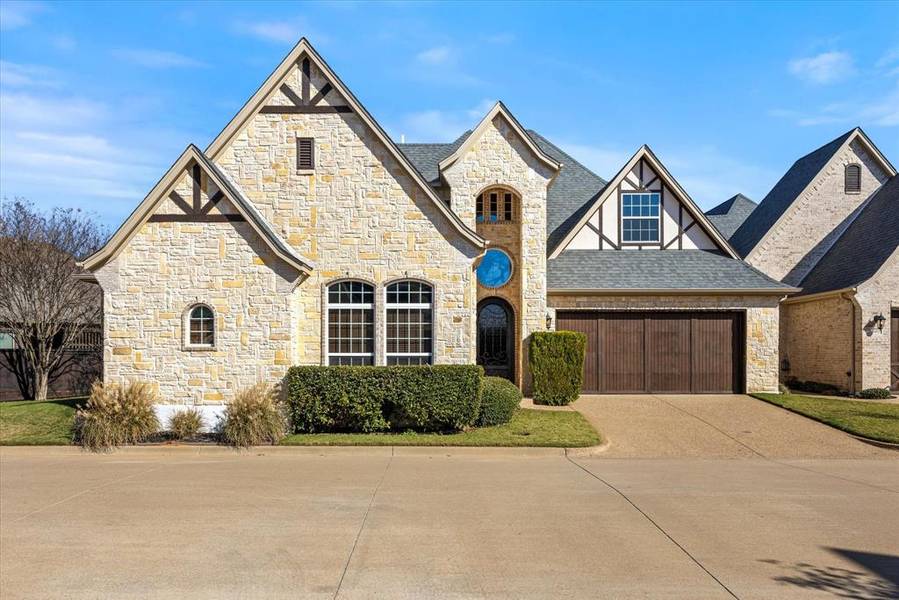 2414 Vineyard Drive, Granbury, TX 76048