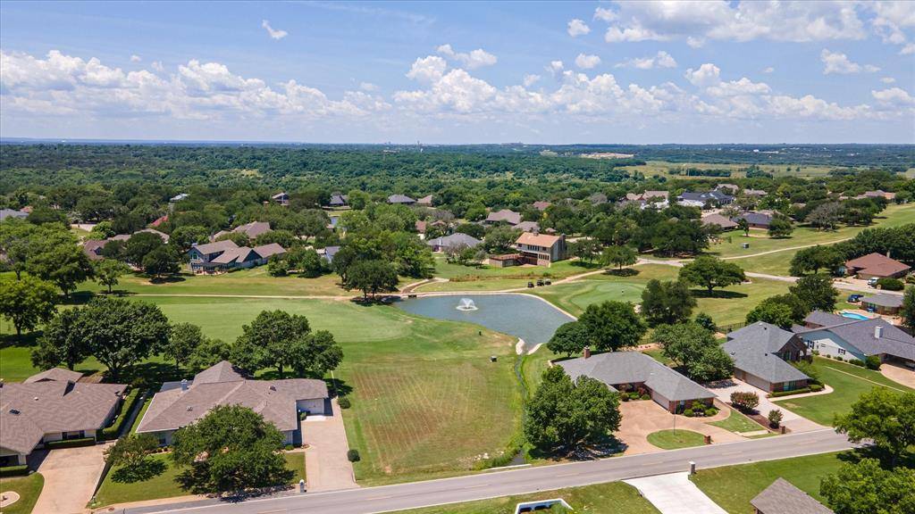 8812 Bellechase Road, Granbury, TX 76049