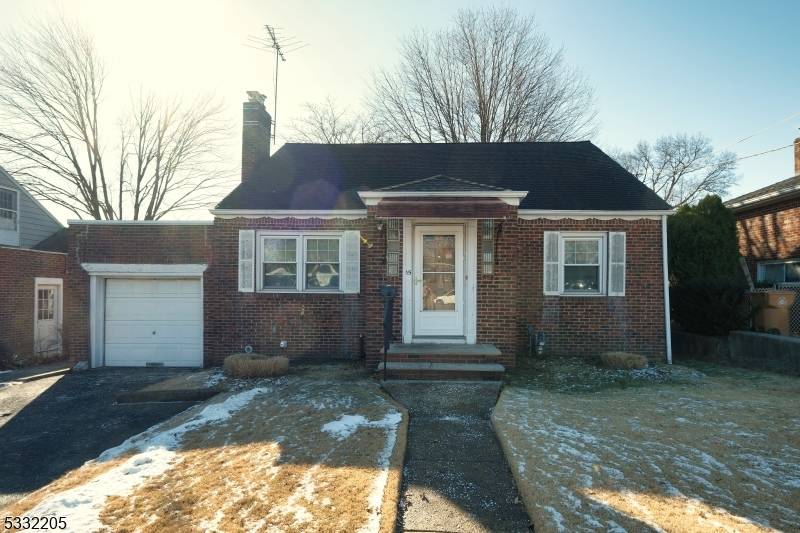 15 Raritan Rd, Linden City, NJ 07036