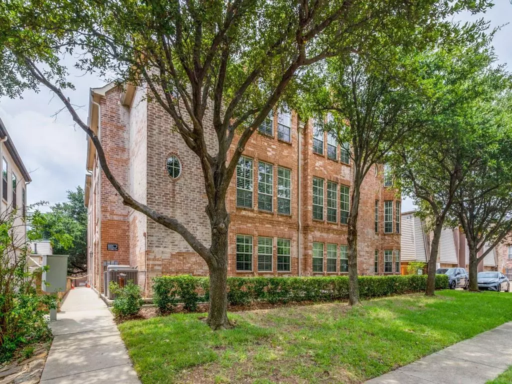 University Park, TX 75205,3117 Rosedale Avenue #9