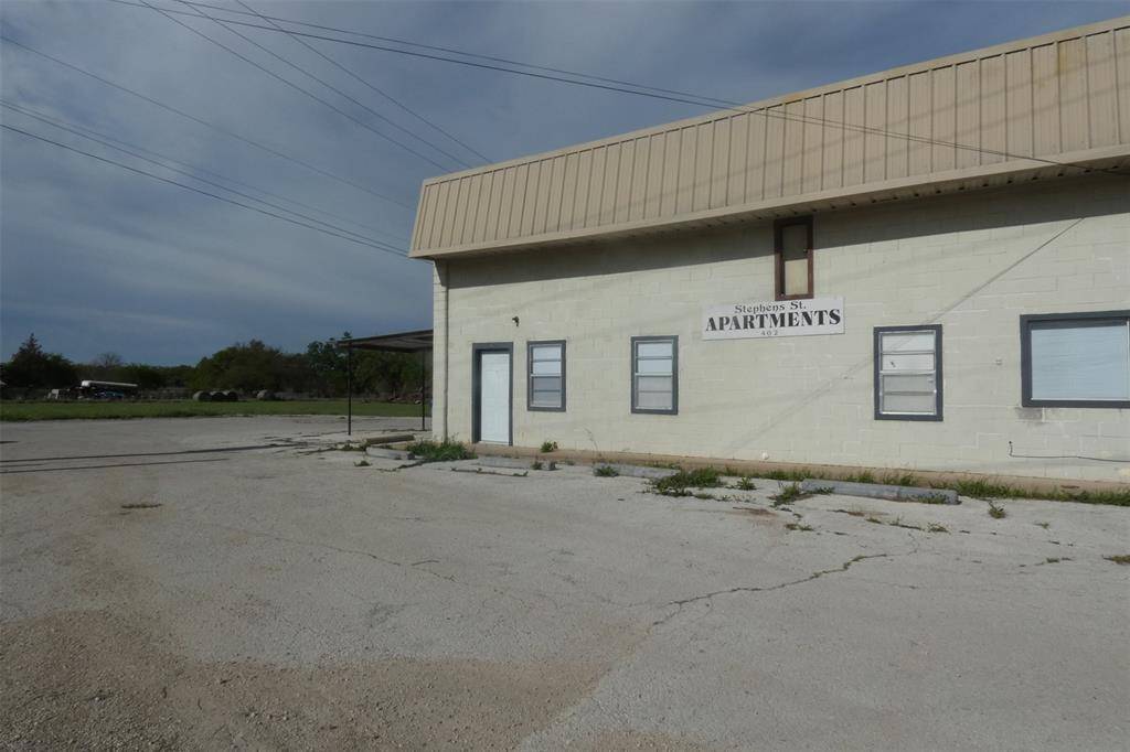 Clyde, TX 79510,402 Stephens Street #2