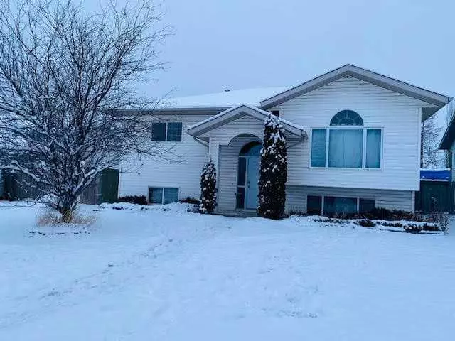 Hinton, AB T7V2C6,172 MACKAY CRES