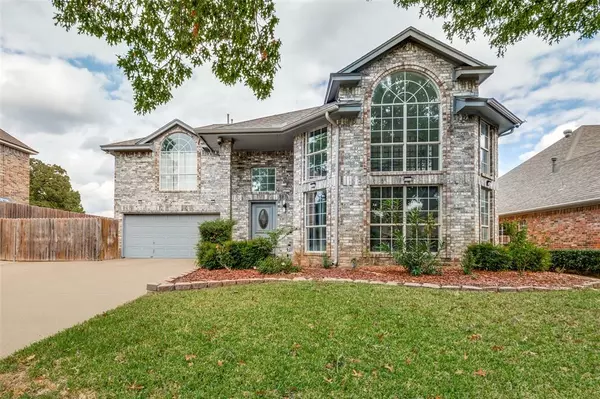 3317 Willow Creek Way, Bedford, TX 76021