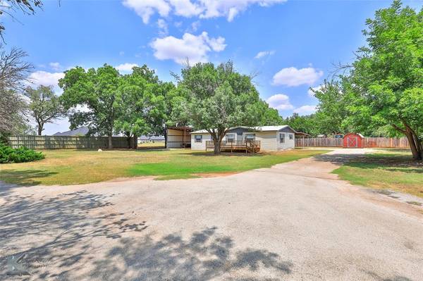 317 N William Street, Buffalo Gap, TX 79508