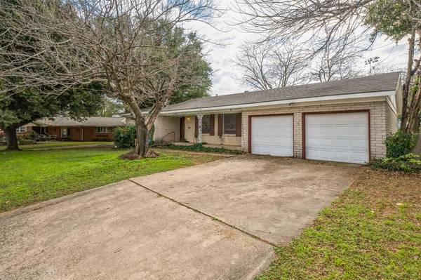 Arlington, TX 76013,1508 White Way Drive