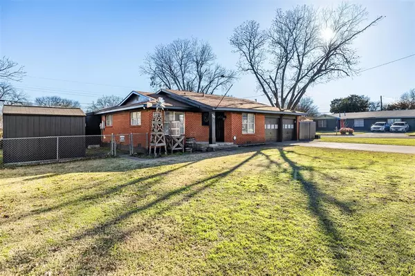 Cleburne, TX 76033,709 Lilly Street