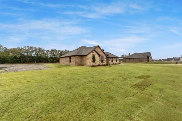 Terrell, TX 75160,18152 OSAGE Lane