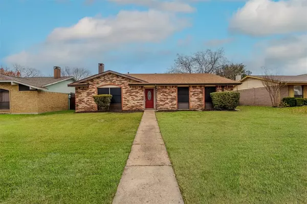 2219 Bowie Drive, Carrollton, TX 75006