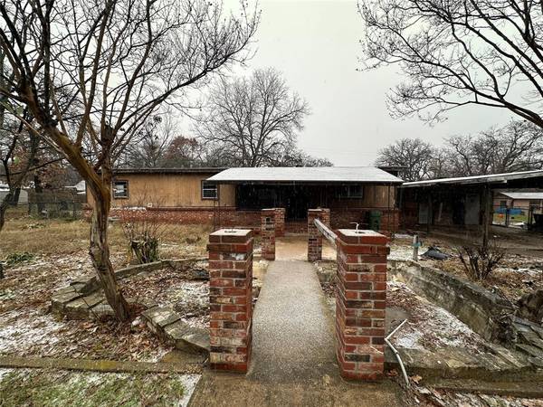 4505 Old London Lane, Arlington, TX 76017