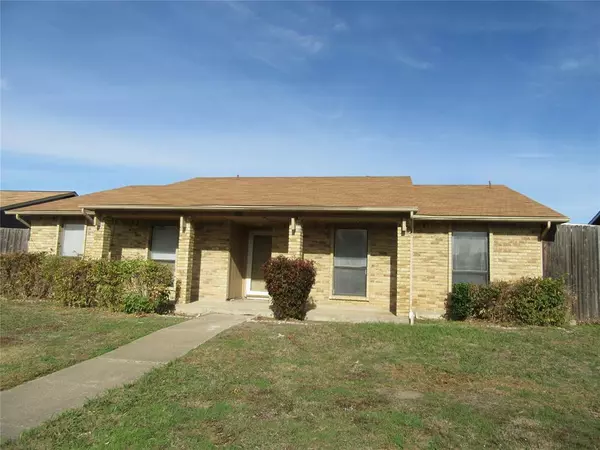 2223 Proctor Drive, Carrollton, TX 75007