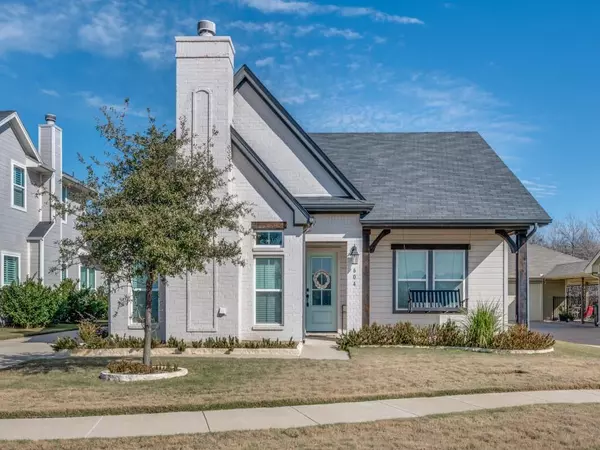 Burleson, TX 76028,604 Joy Court