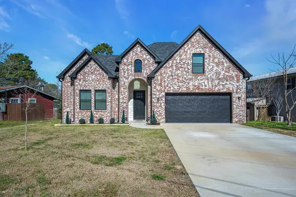 245 Autumn Wood Trail, Gun Barrel City, TX 75156