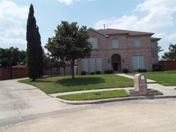 Mesquite, TX 75181,801 Lakedale Court