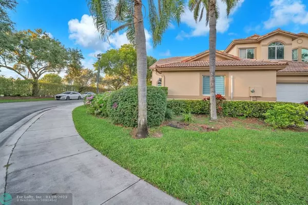 Davie, FL 33328,5190 W Madison Lakes Cir W