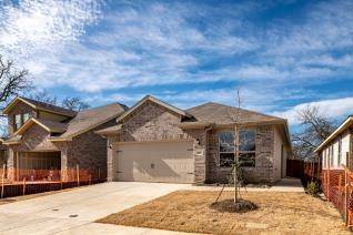 928 Crockett Street, Aubrey, TX 76227