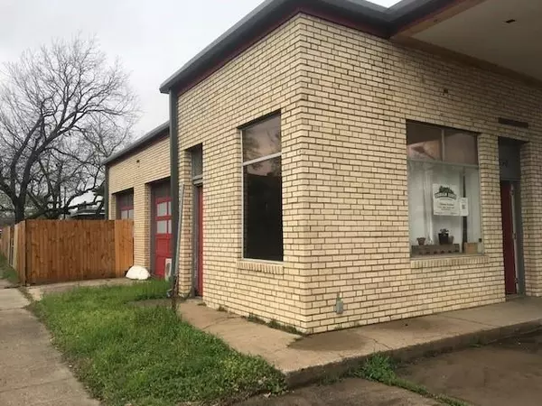 Sherman, TX 75090,530 S Travis Street