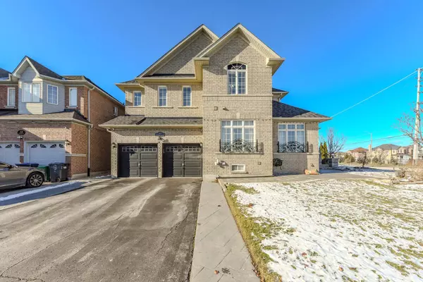 37 Bluffwood CRES, Brampton, ON L6P 2P3