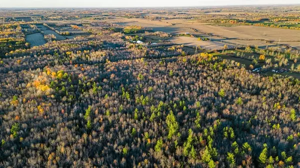 Stormont, Dundas And Glengarry, ON K0C 1R0,0000 NORTH LUNENBURG RD